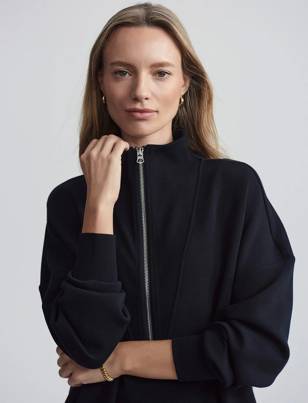 VARLEY Masie Longline Sweat in Black