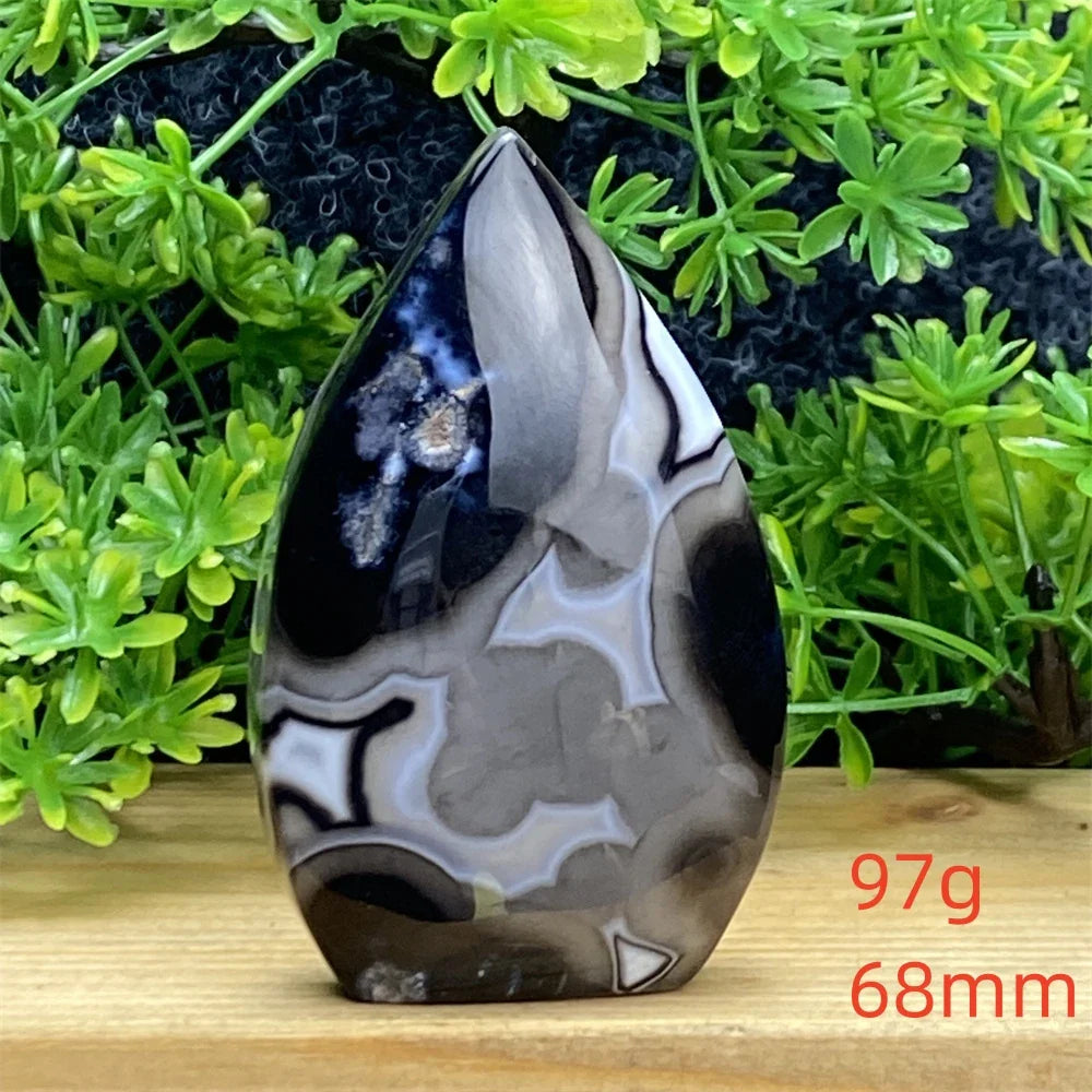 Natural Crystal Black Agate Silk Stripe Free Form Torch Reiki Healing Shape Meditation Feng Shui Home Decor Gift Warp Off Evil