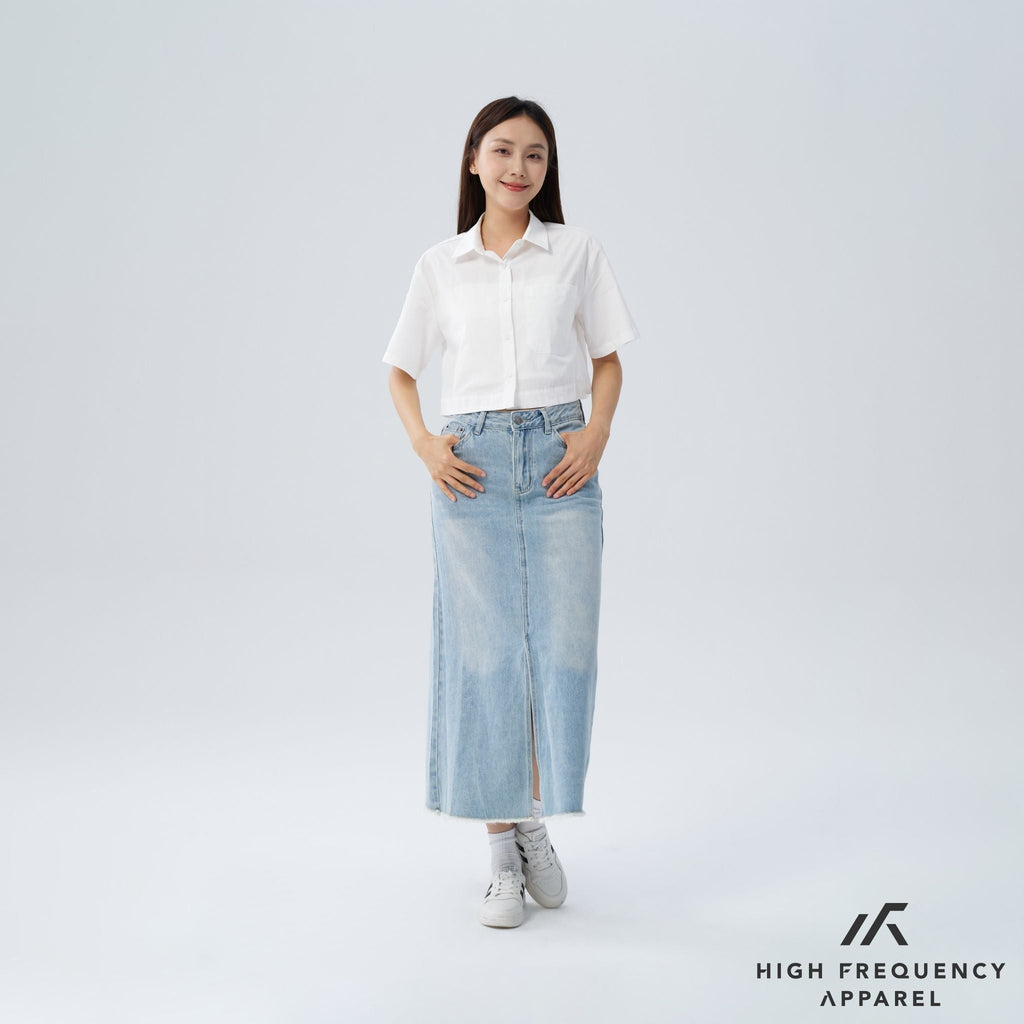 Frayed Mid-Waisted Maxi Denim Skirt With Front Slit