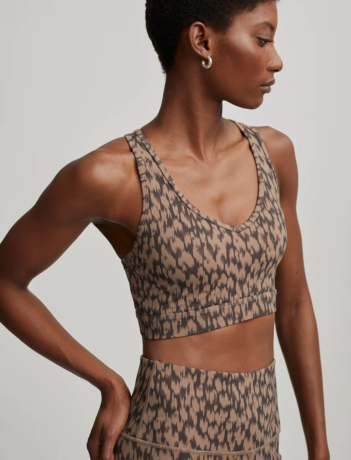VARLEY Form Park Bra In Cocoa Etched Animal